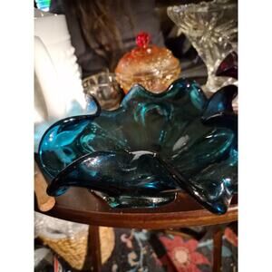 Vintage Murano Teal Art Glass Bowl With Handķerchief Edge From Mid Century
